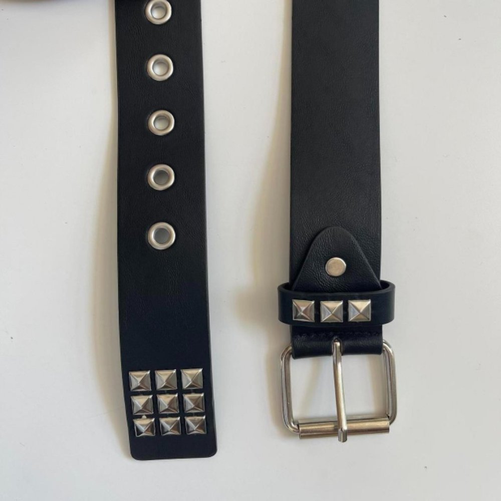 Y2K 2000s classic diamond-studded black and silver goth emo belt - Picture 5 of 7